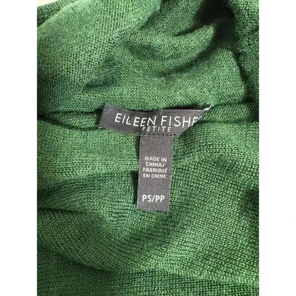 Women’s Emerald Green Merino Wool Blend Petite Small Turtleneck Sweater - Picture 2 of 4